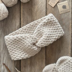 Jasno beżowa opaska na uszy z alpaki