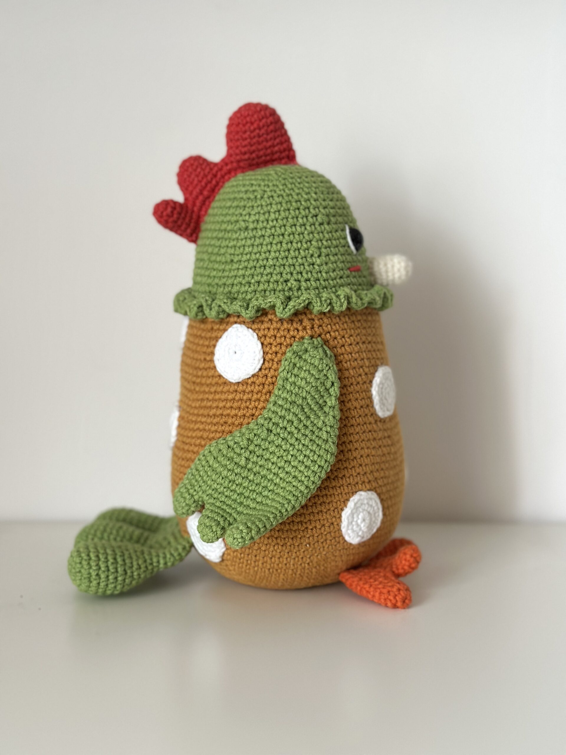 Duża szydełkowa kurka Hela 25cm - obrazek 2